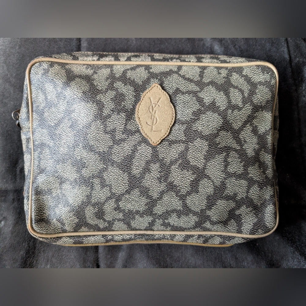 Yves Saint Laurent Vintage Giraffe Print Clutch Pouch COA Included